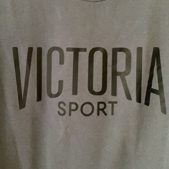 Victoria Sport Lightweight Sweatshirt - Picture 4 of 4
